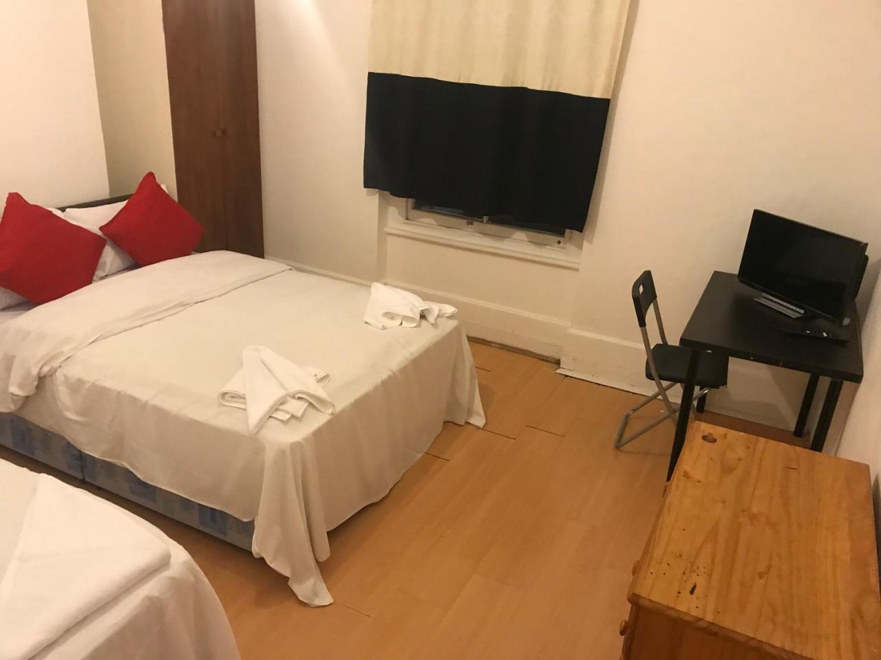 Poplar Guest House London Eksteriør bilde