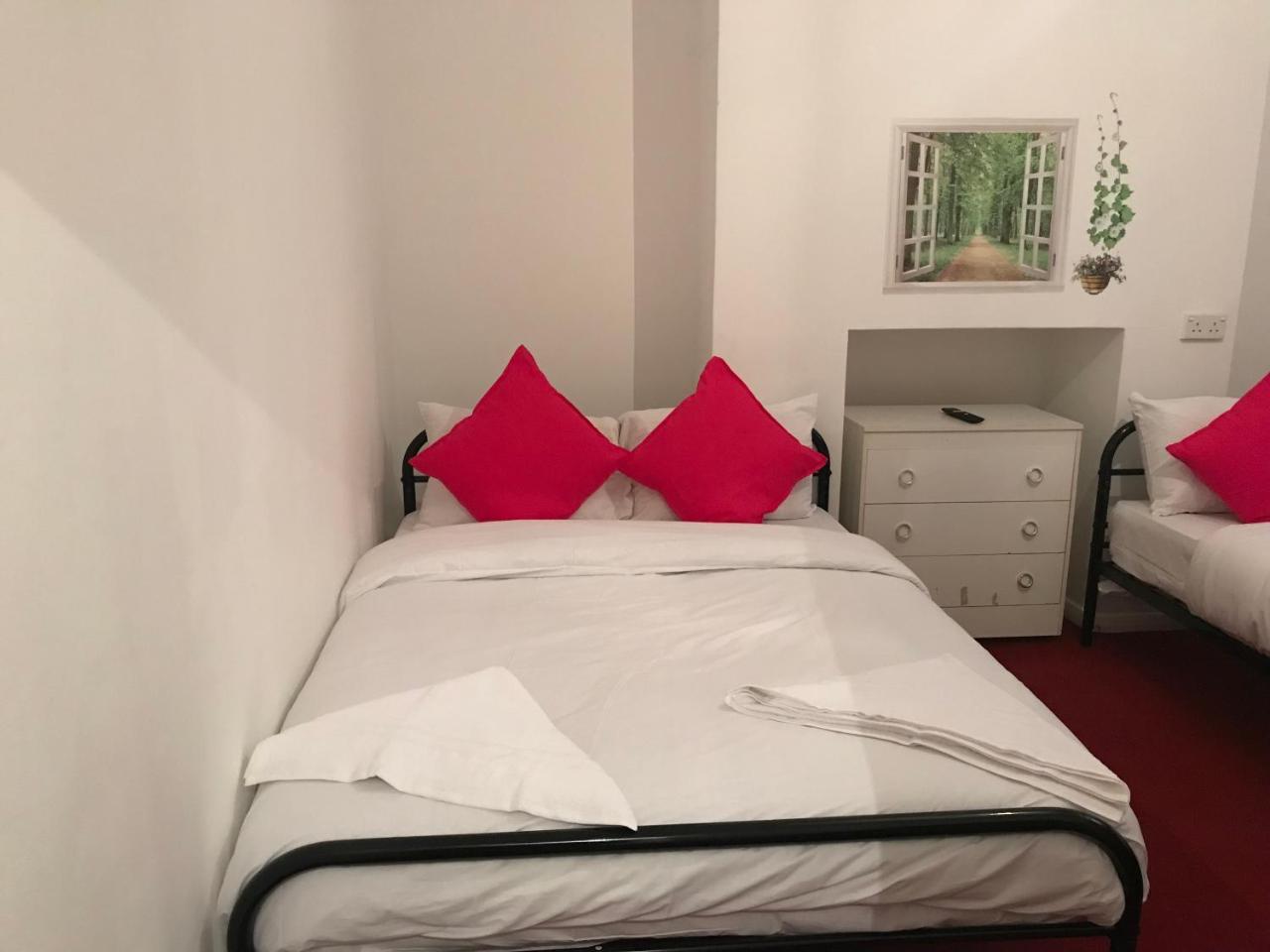 Poplar Guest House London Eksteriør bilde