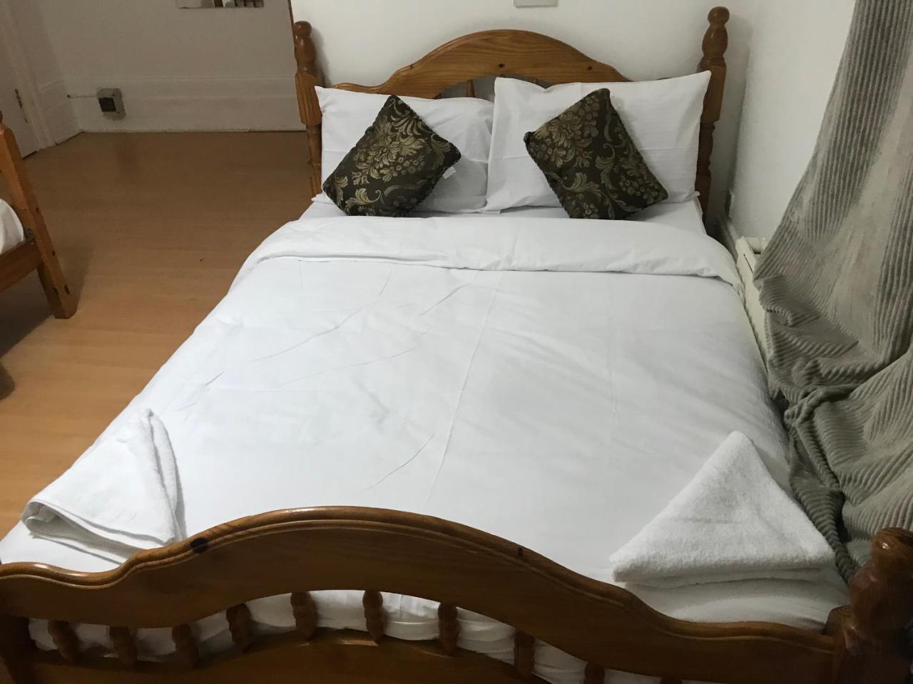 Poplar Guest House London Eksteriør bilde