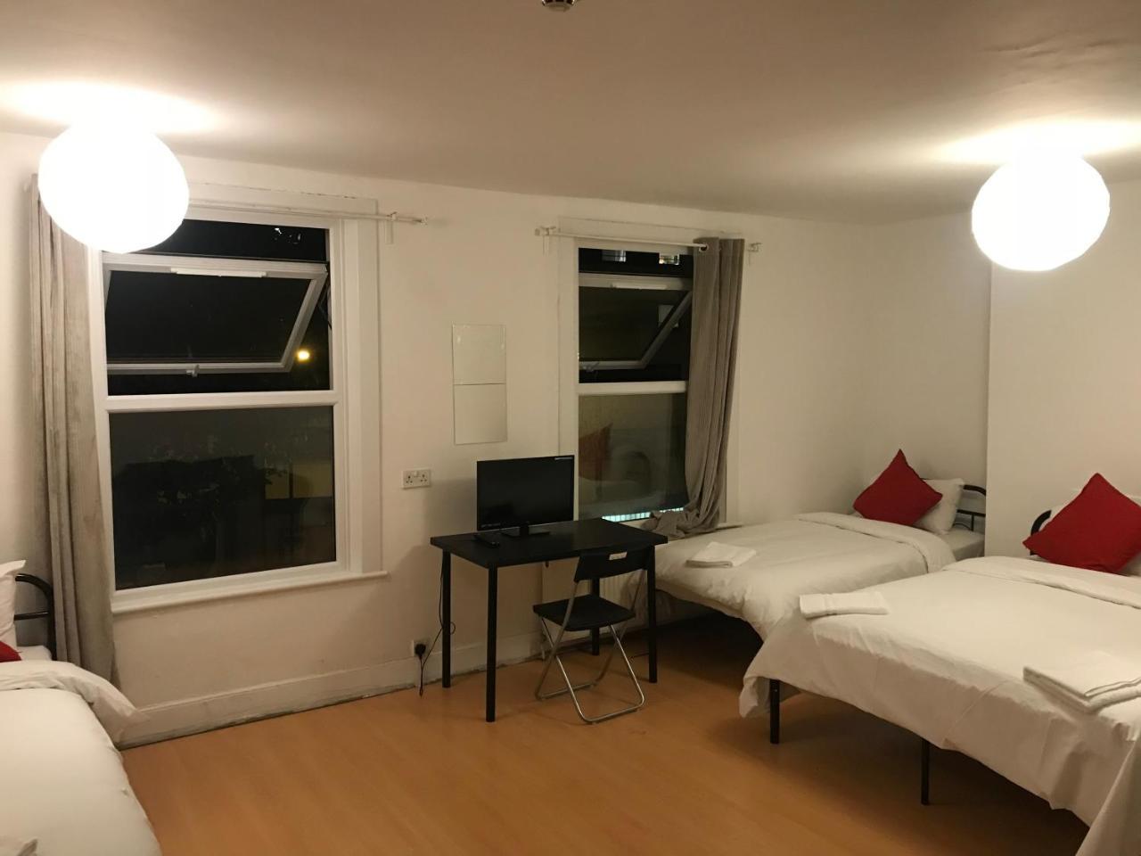 Poplar Guest House London Eksteriør bilde