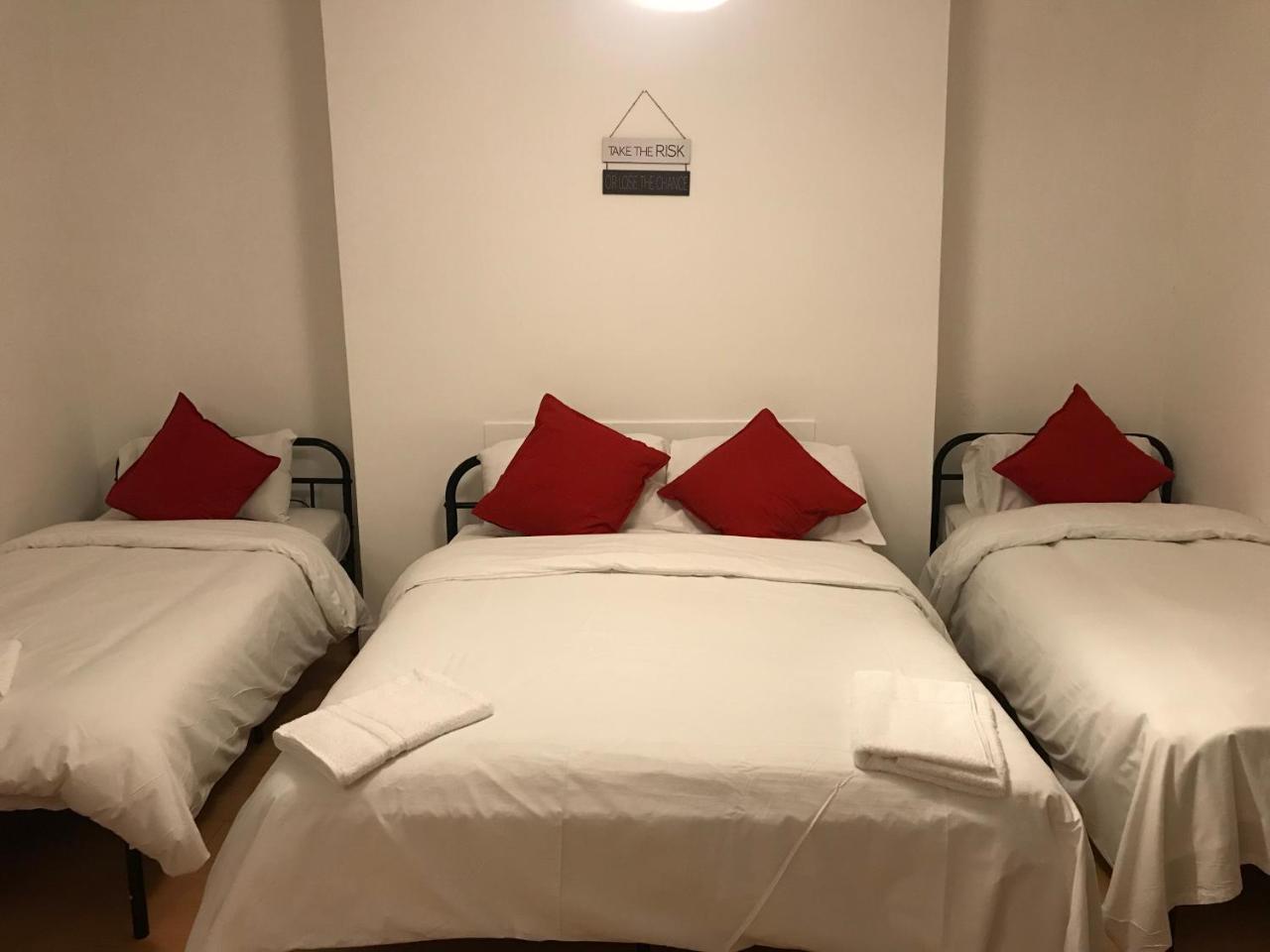 Poplar Guest House London Eksteriør bilde