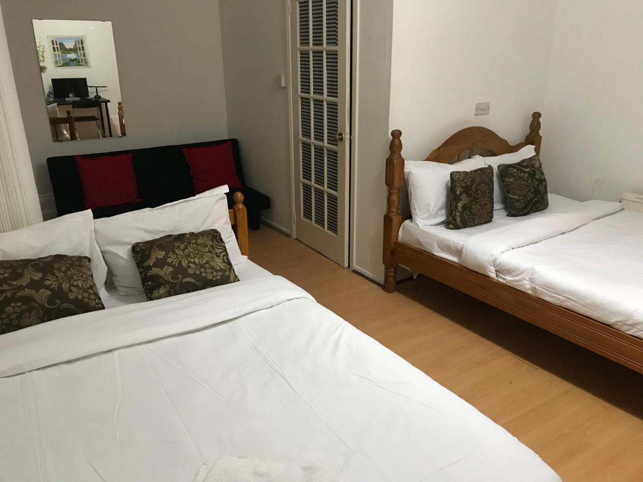 Poplar Guest House London Eksteriør bilde