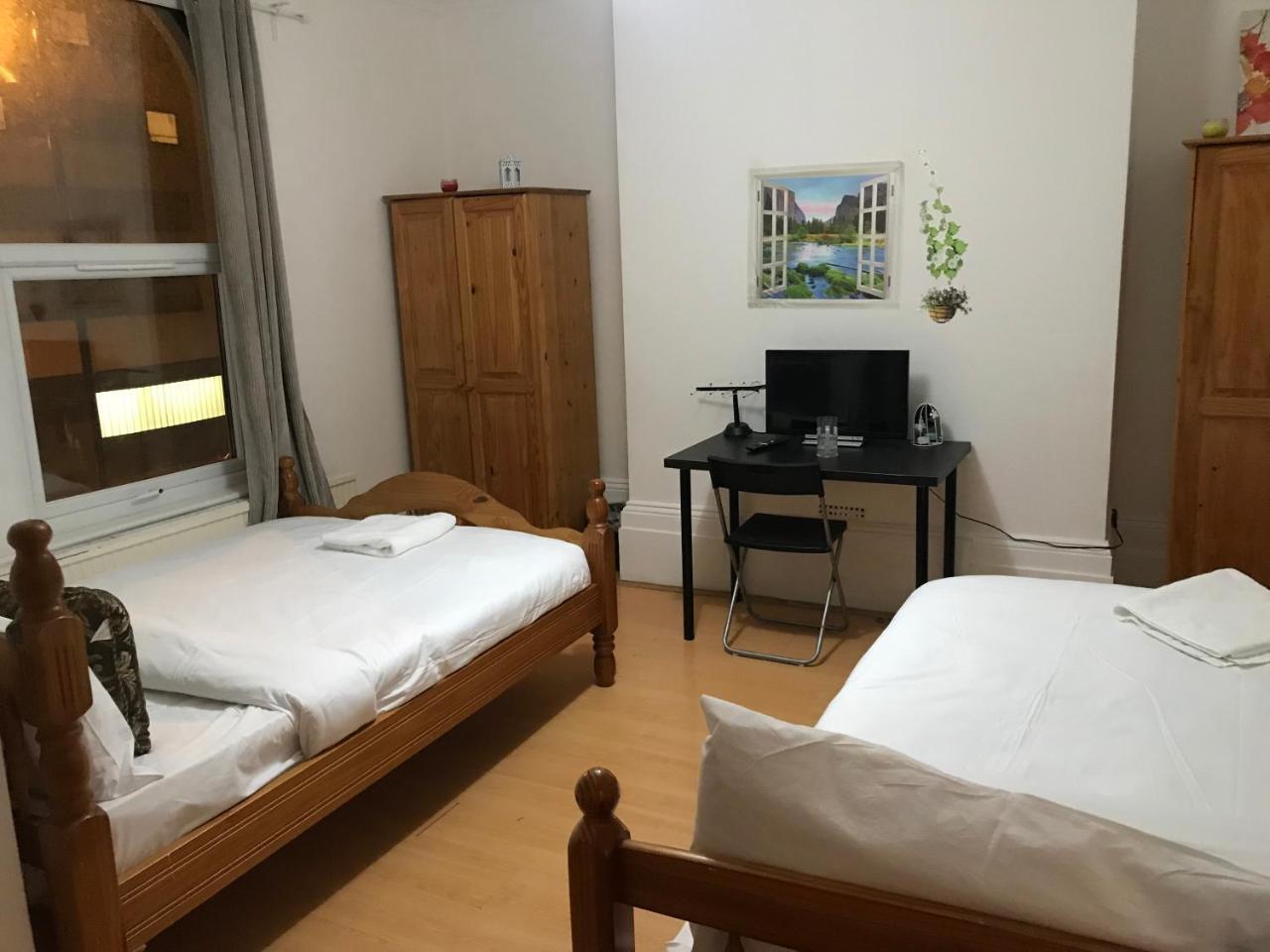 Poplar Guest House London Eksteriør bilde