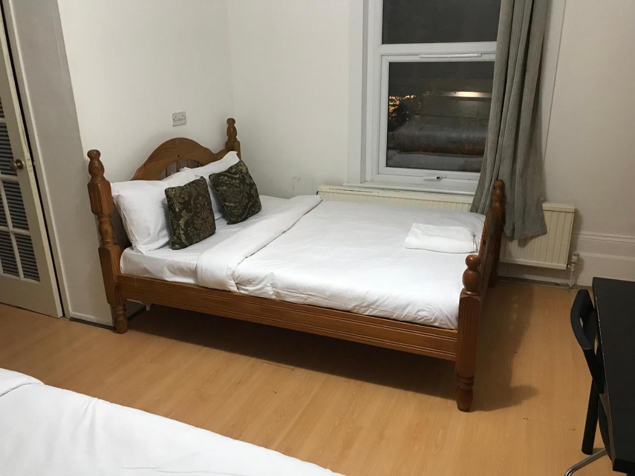 Poplar Guest House London Eksteriør bilde