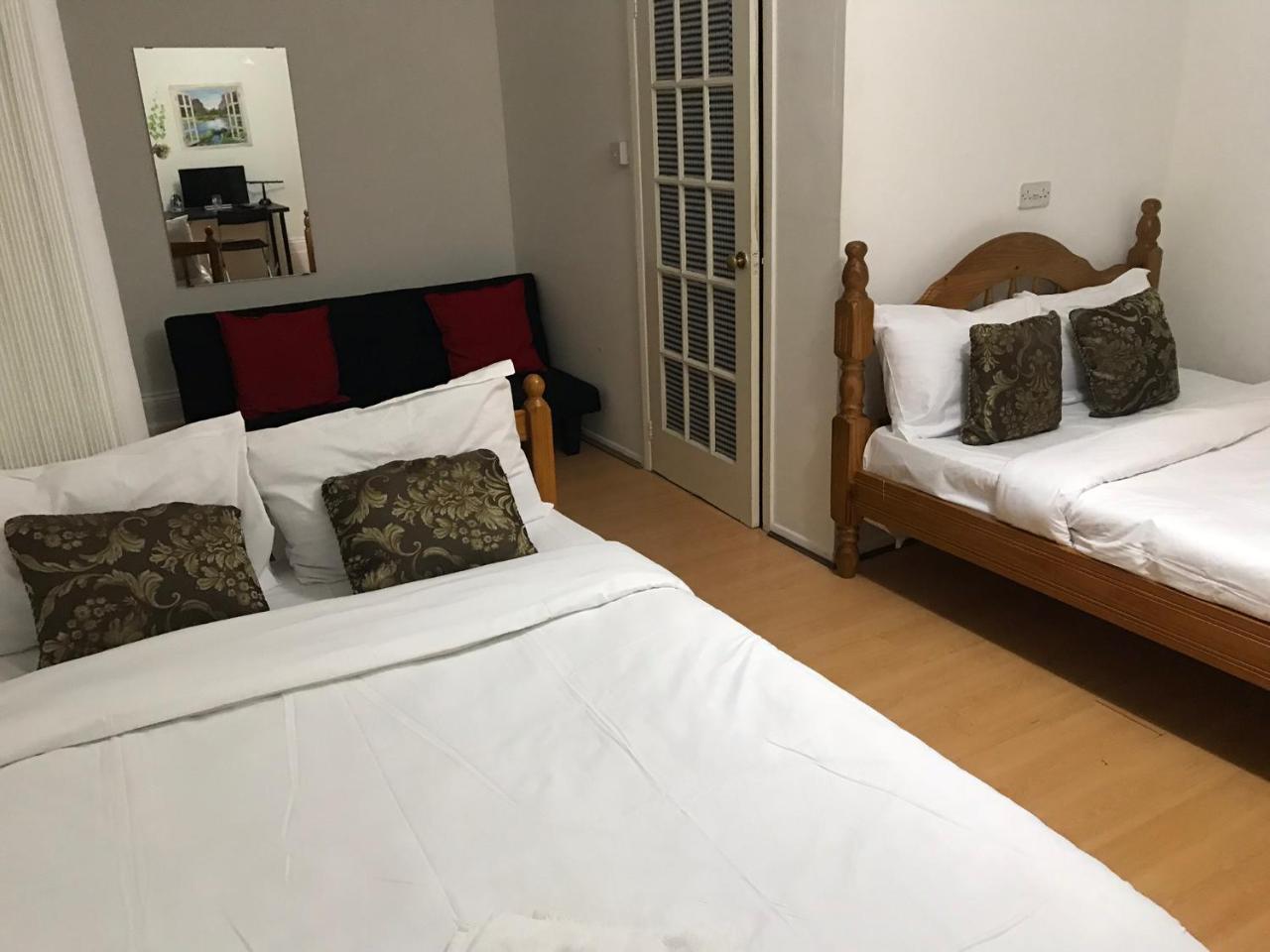 Poplar Guest House London Eksteriør bilde